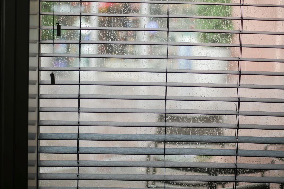Measure For Window Blinds In HDB